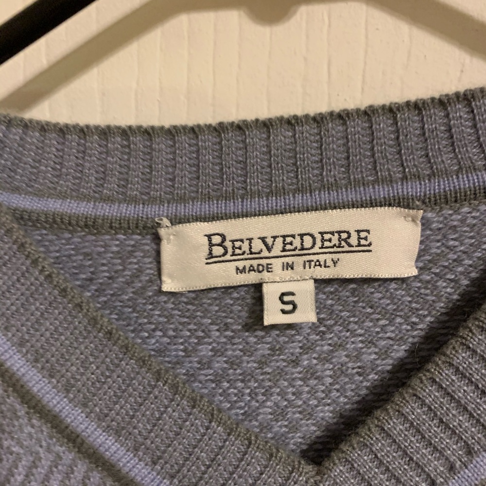 BELVEDERE  -sz S - Men’s V~neck sweater - $13